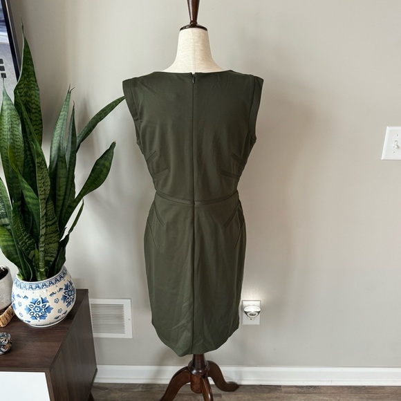 NWT! Vince Camuto V-Neck with Side Detail Design Dress - Olive - Picture 8 of 9